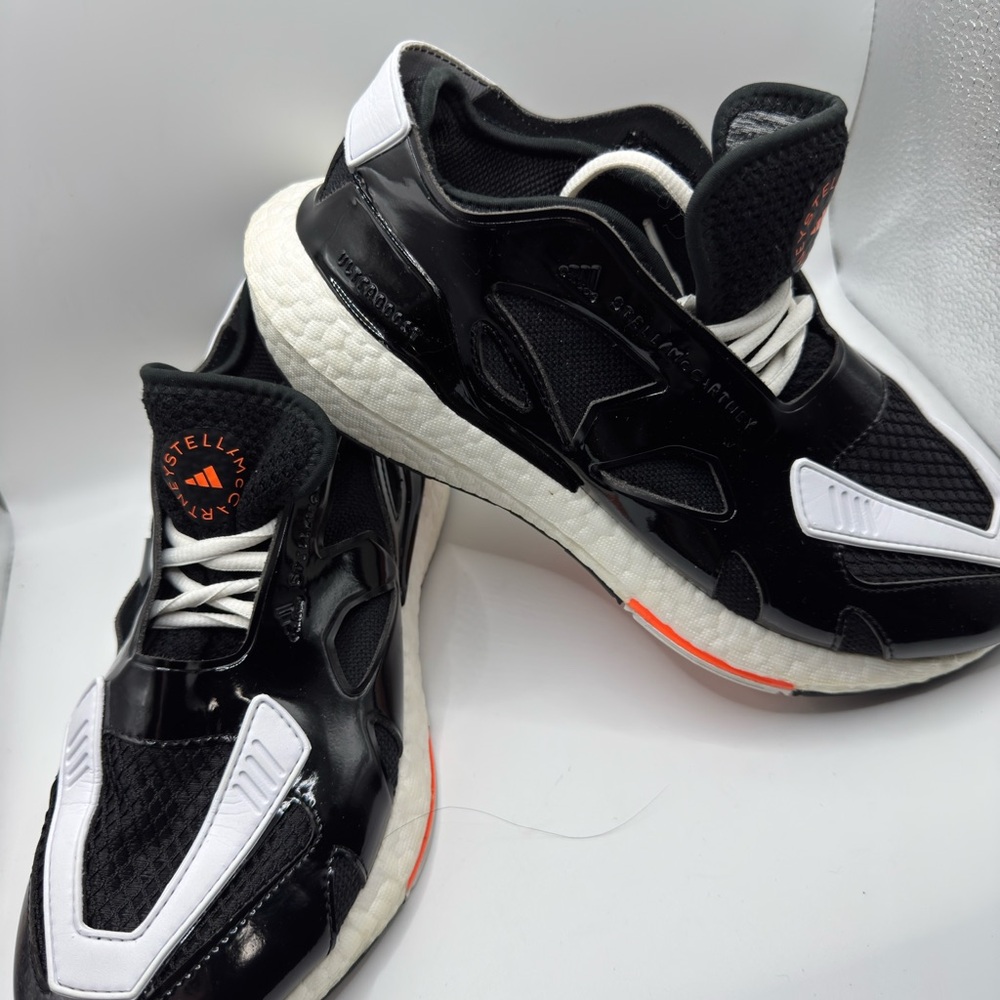 Adidas By Stella McCartney Ultraboost 22 Shoes Black White  size # 8